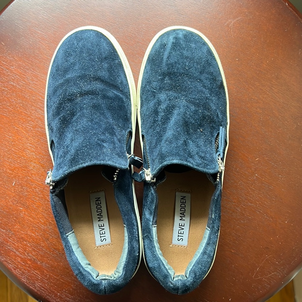 Steve Madden slip on sneakers